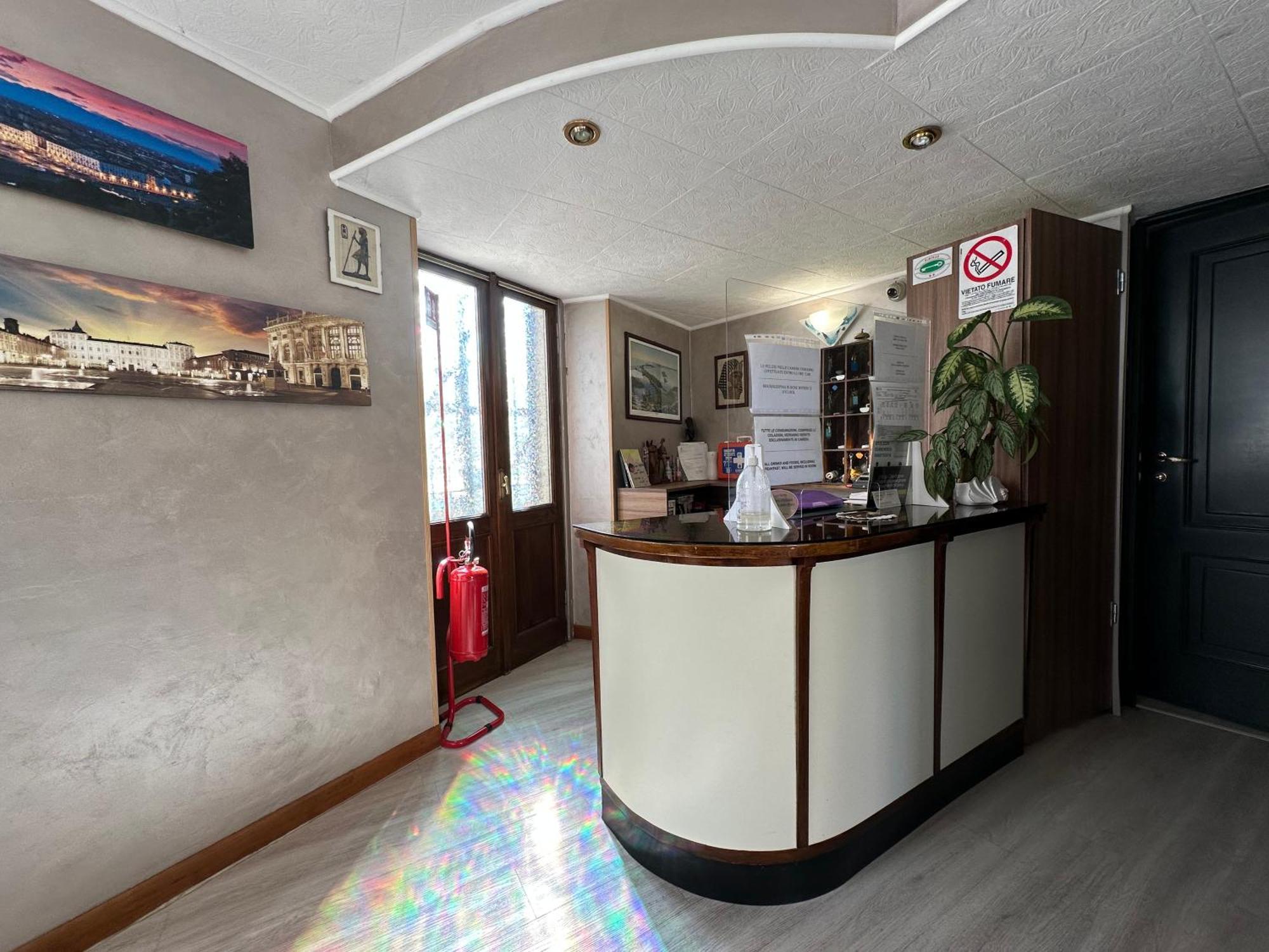 Hotel Rey Турин Экстерьер фото